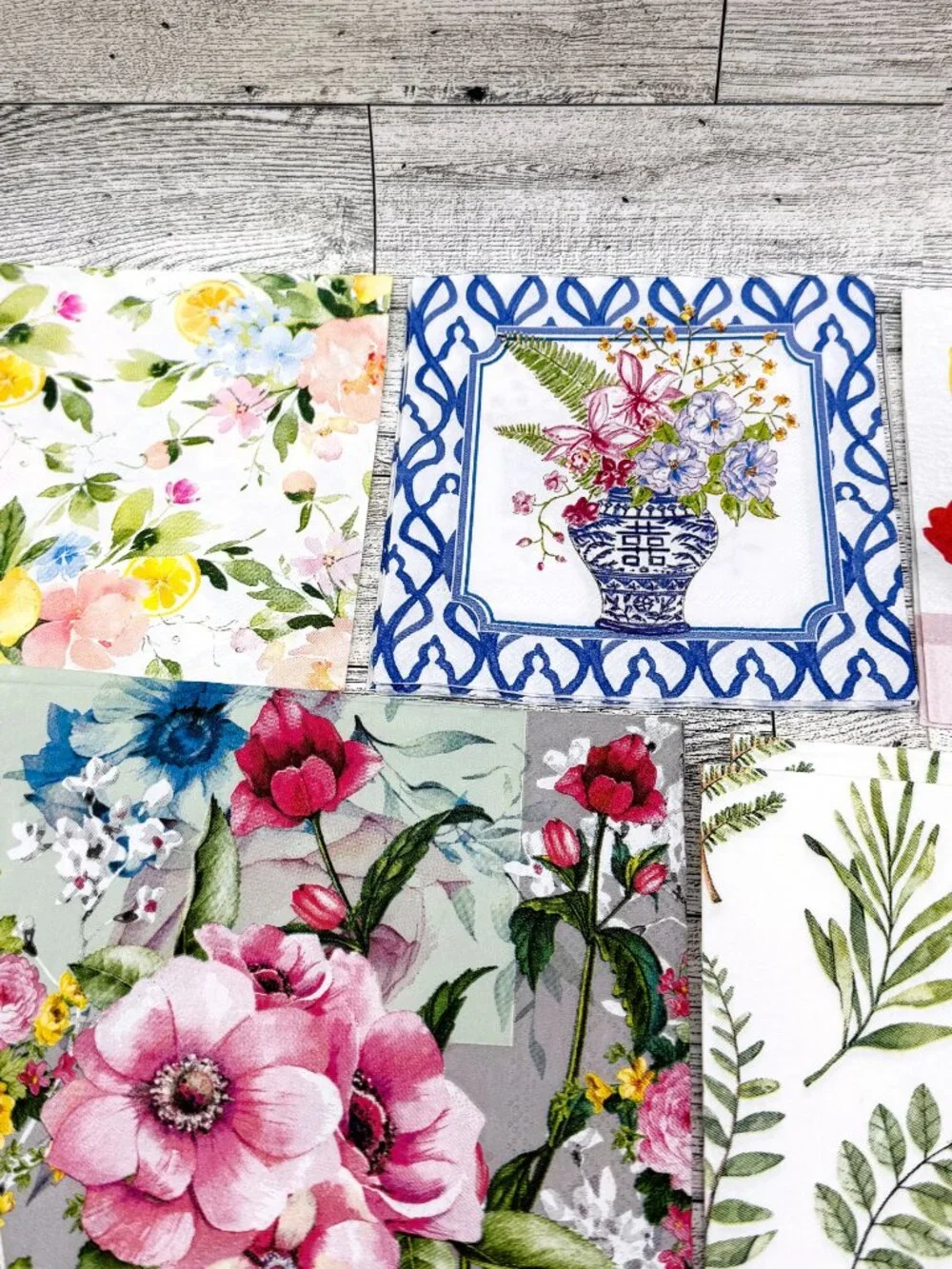 42 Napkins for Crafts/Decoupage - Flowers Theme - 21 Napkins (x2)